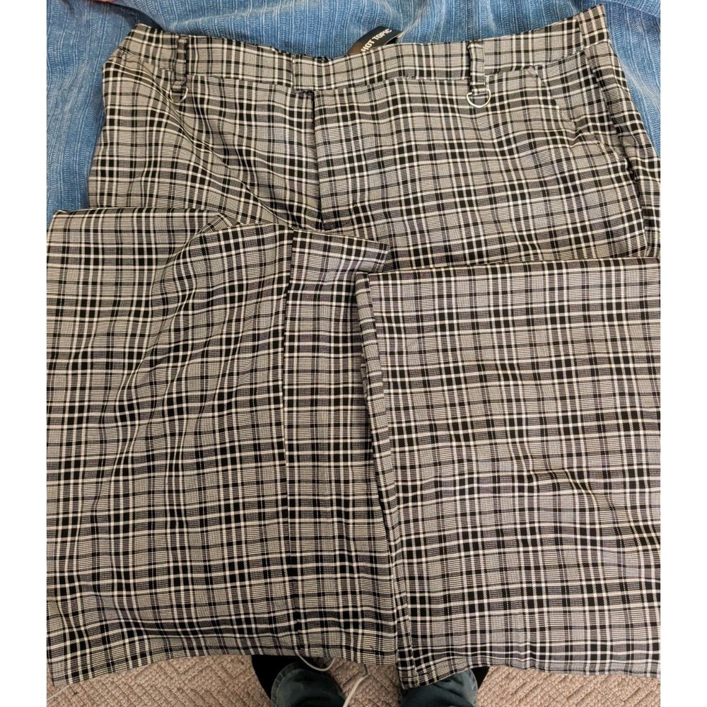 Women's Hot Topic Black/White Plaid Punk Plus Size 4 Wide Leg Pants NWT‎